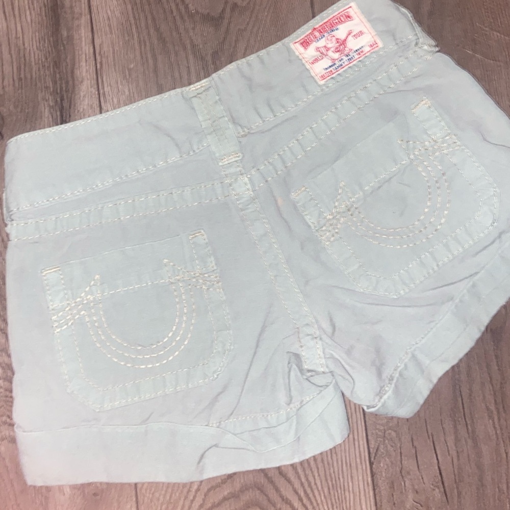 TRUE RELIGION SHORTS